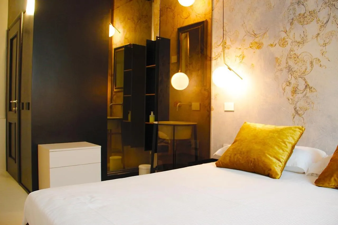 דירות פירנצה Colorful Pied-A-Terre _ Via Gioberti