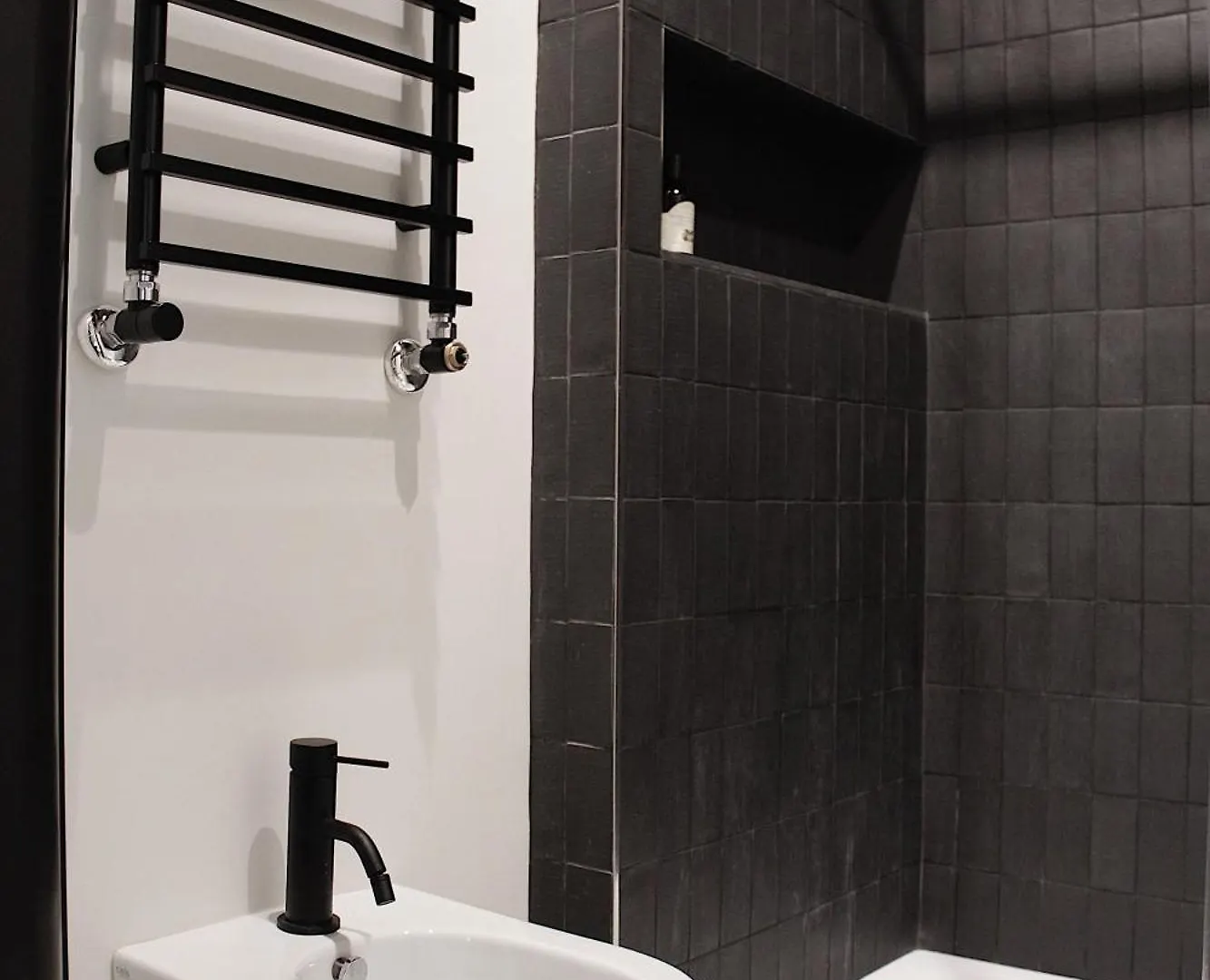 アパート フィレンツェColorful Pied-A-Terre _ Via Giobertiアパートメント
