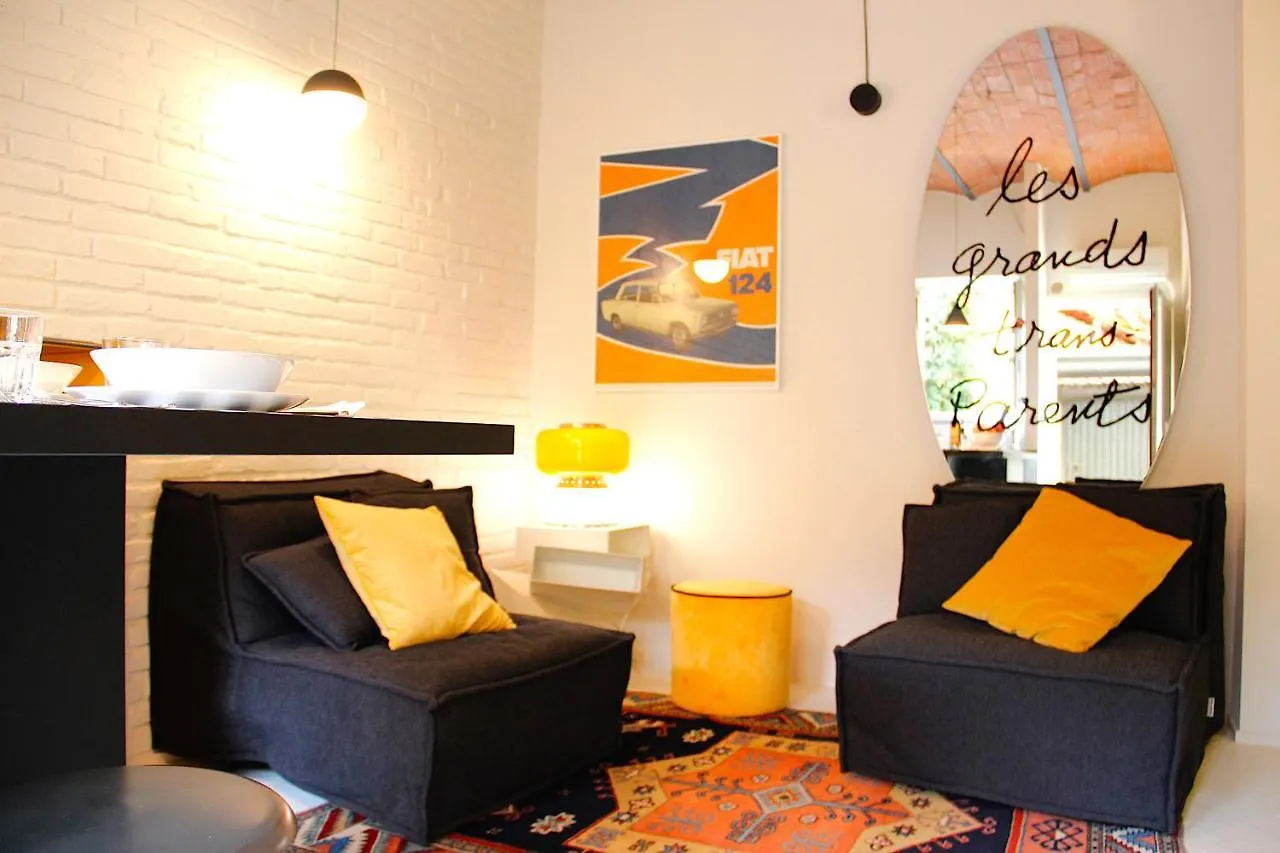 アパート フィレンツェColorful Pied-A-Terre _ Via Giobertiアパートメント イタリア